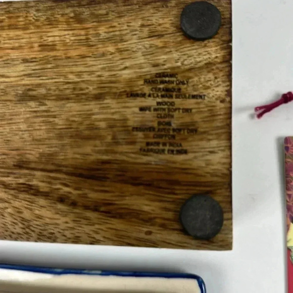 TRINKET BOX BLUE & WHITE CERAMIC TOP 5”X3.5”X3.5” MADE IN INDIA JEWEL OF MUMBI - Picture 4 of 8